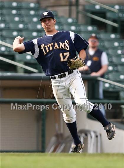 Thumbnail 3 in Webster Thomas vs. McQuaid Jesuit (Section 5 Class AA Final) photogallery.