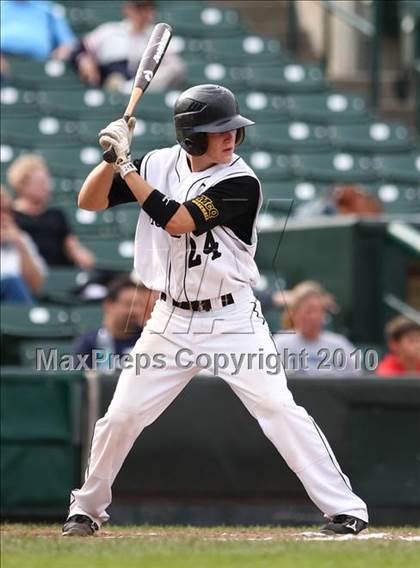 Thumbnail 3 in Webster Thomas vs. McQuaid Jesuit (Section 5 Class AA Final) photogallery.