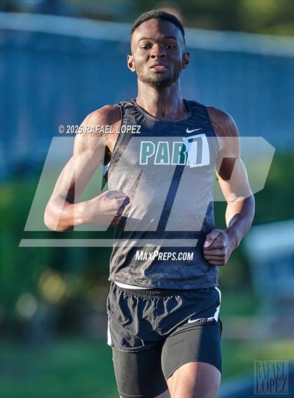 Thumbnail 1 in Dog Pound Invitational (400M) photogallery.