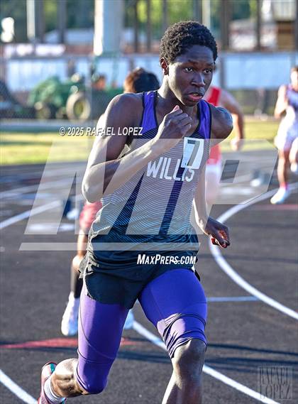 Thumbnail 3 in Dog Pound Invitational (400M) photogallery.