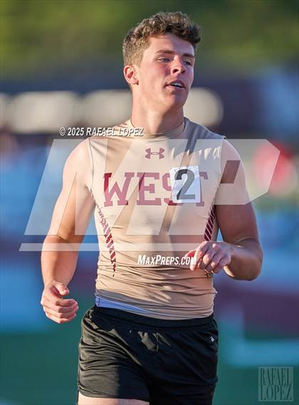 Thumbnail 3 in Dog Pound Invitational (400M) photogallery.