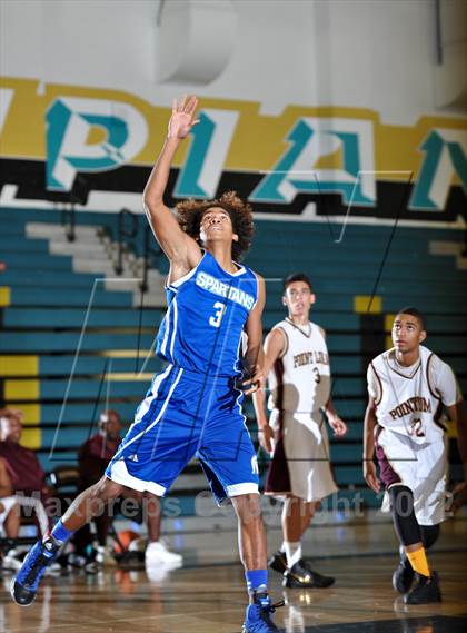 Thumbnail 2 in Chula Vista vs. Point Loma (Eagle Invitational) photogallery.