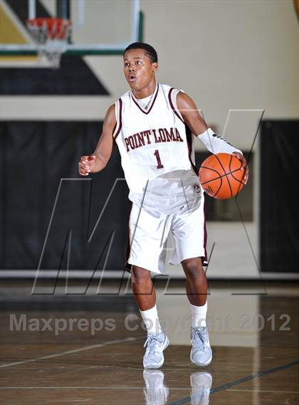 Thumbnail 3 in Chula Vista vs. Point Loma (Eagle Invitational) photogallery.