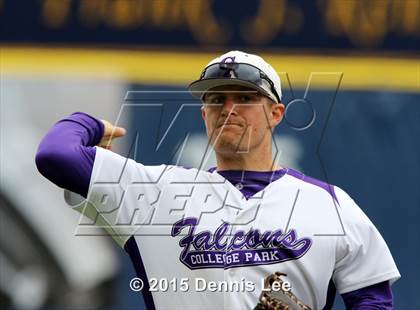 Thumbnail 3 in College Park vs. De La Salle photogallery.