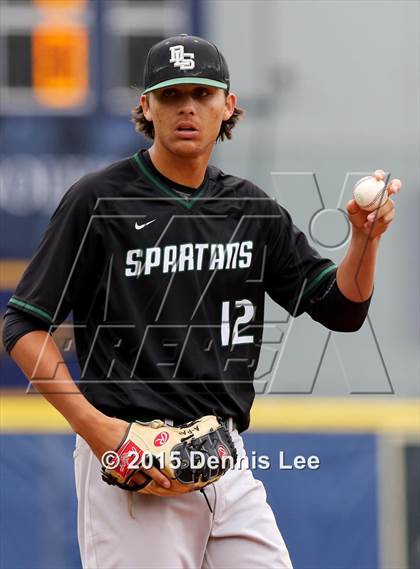 Thumbnail 1 in College Park vs. De La Salle photogallery.