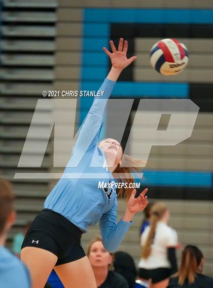 Thumbnail 3 in Estrella Foothills vs Odyssey Institute (Wolves Classic) photogallery.