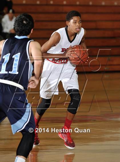 Thumbnail 3 in Palm Springs vs. Crescenta Valley (MaxPreps Holiday Classic) photogallery.
