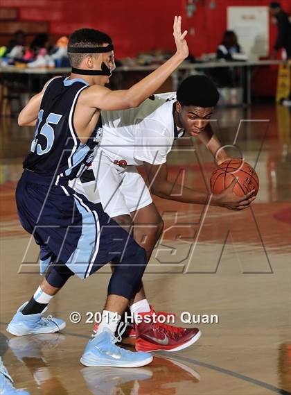 Thumbnail 1 in Palm Springs vs. Crescenta Valley (MaxPreps Holiday Classic) photogallery.
