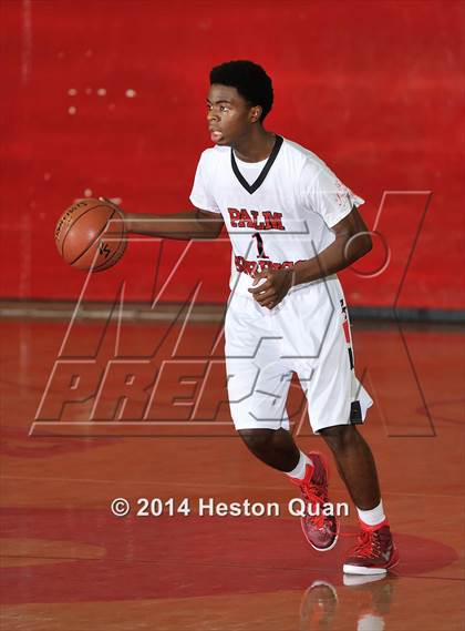 Thumbnail 2 in Palm Springs vs. Crescenta Valley (MaxPreps Holiday Classic) photogallery.