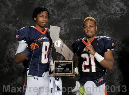 Thumbnail 3 in Chaminade (CIF State D2 Awards) photogallery.