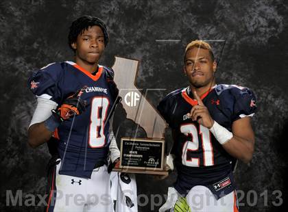Thumbnail 2 in Chaminade (CIF State D2 Awards) photogallery.