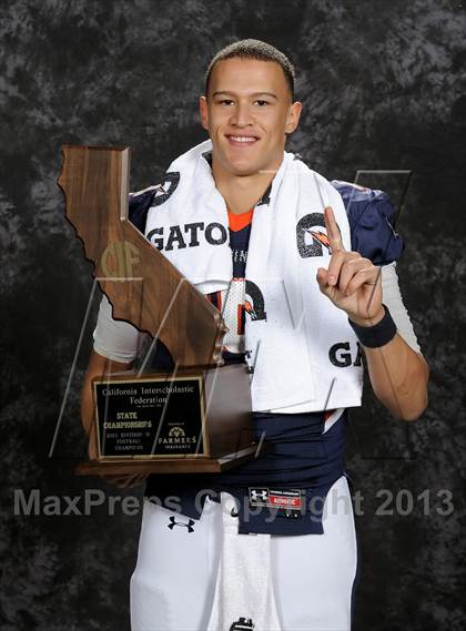 Thumbnail 3 in Chaminade (CIF State D2 Awards) photogallery.