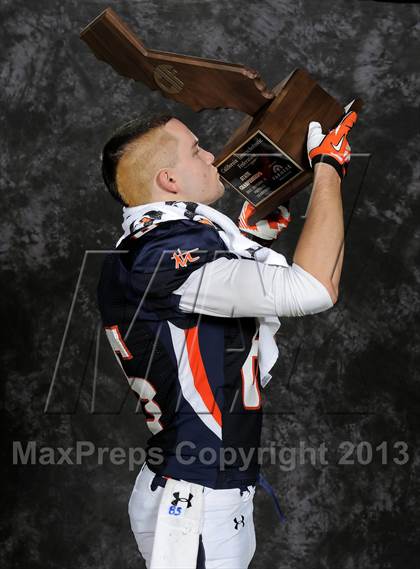 Thumbnail 3 in Chaminade (CIF State D2 Awards) photogallery.
