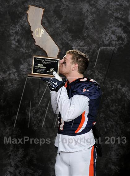 Thumbnail 2 in Chaminade (CIF State D2 Awards) photogallery.