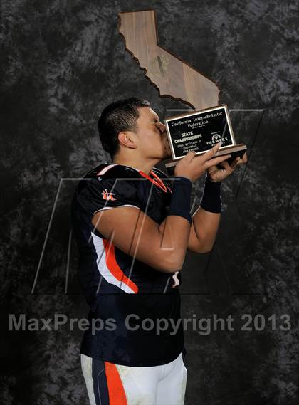 Thumbnail 1 in Chaminade (CIF State D2 Awards) photogallery.