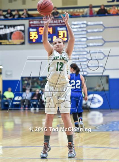 Thumbnail 1 in Valley Springs vs. Paris (AAA 3A State Playoff) photogallery.