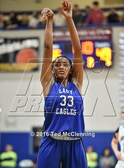 Thumbnail 2 in Valley Springs vs. Paris (AAA 3A State Playoff) photogallery.
