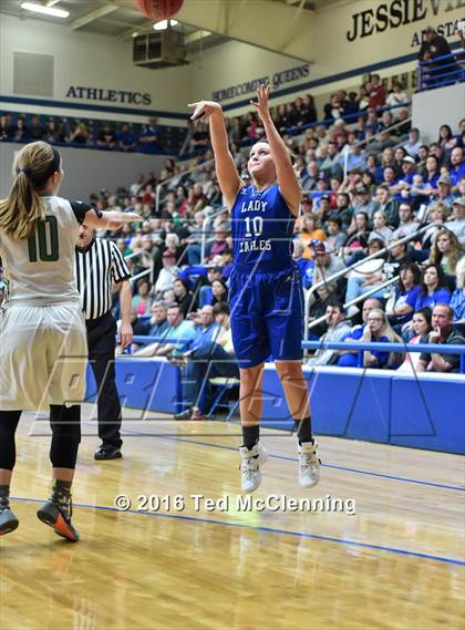 Thumbnail 3 in Valley Springs vs. Paris (AAA 3A State Playoff) photogallery.