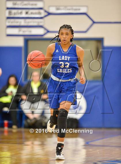 Thumbnail 2 in Valley Springs vs. Paris (AAA 3A State Playoff) photogallery.