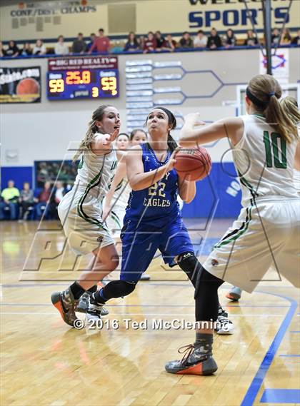 Thumbnail 3 in Valley Springs vs. Paris (AAA 3A State Playoff) photogallery.