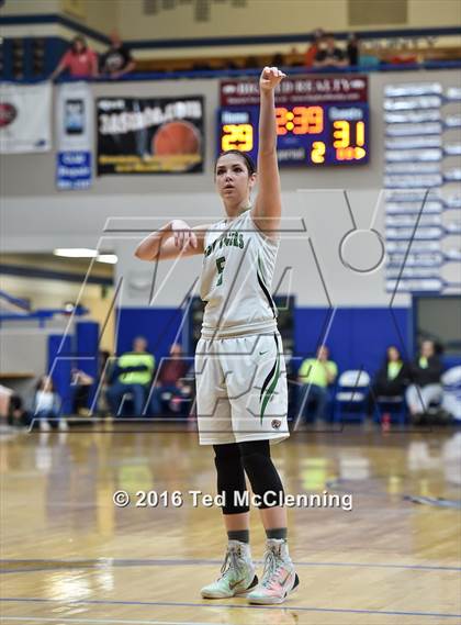Thumbnail 3 in Valley Springs vs. Paris (AAA 3A State Playoff) photogallery.