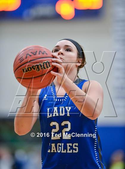 Thumbnail 3 in Valley Springs vs. Paris (AAA 3A State Playoff) photogallery.