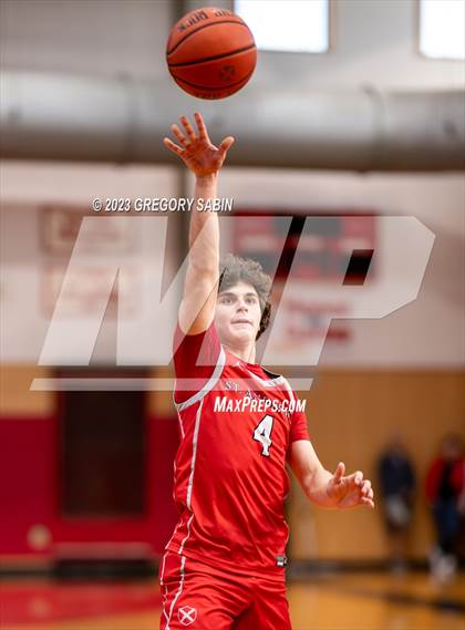 Thumbnail 3 in St. Andrew's vs Darrow (St. Andrews Holiday Classic) photogallery.