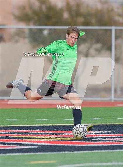 Thumbnail 1 in Maricopa vs. Red Mountain (Coyote Classic Tournament )  photogallery.