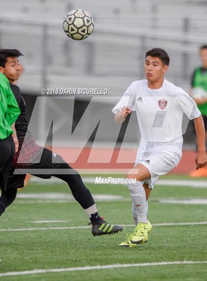 Thumbnail 2 in Maricopa vs. Red Mountain (Coyote Classic Tournament )  photogallery.