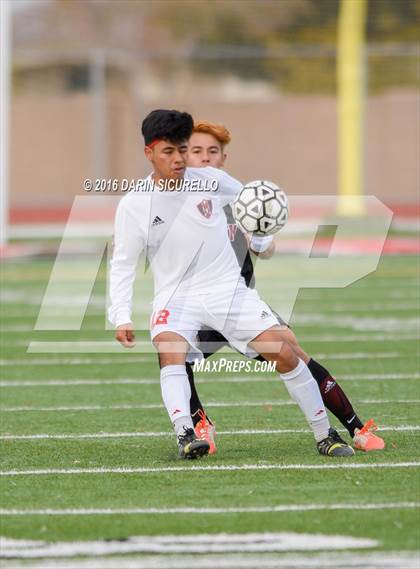 Thumbnail 1 in Maricopa vs. Red Mountain (Coyote Classic Tournament )  photogallery.