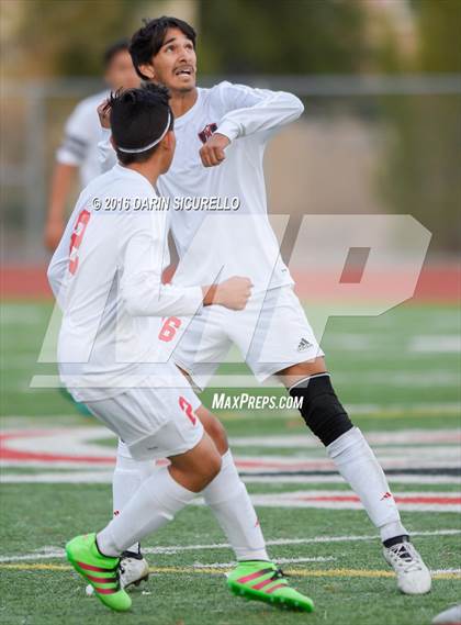 Thumbnail 3 in Maricopa vs. Red Mountain (Coyote Classic Tournament )  photogallery.