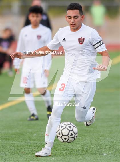 Thumbnail 3 in Maricopa vs. Red Mountain (Coyote Classic Tournament )  photogallery.