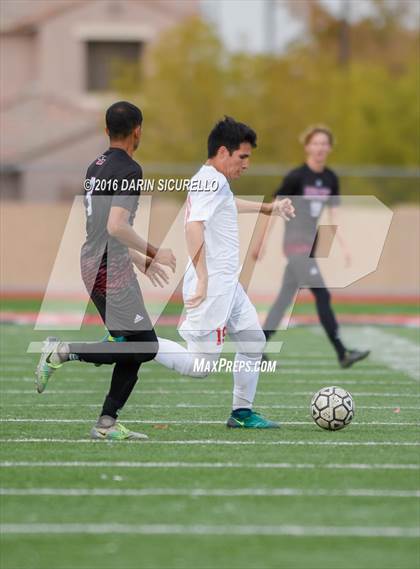 Thumbnail 2 in Maricopa vs. Red Mountain (Coyote Classic Tournament )  photogallery.