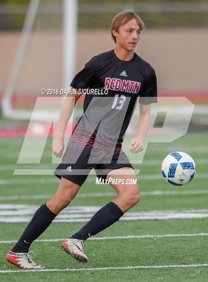 Thumbnail 1 in Maricopa vs. Red Mountain (Coyote Classic Tournament )  photogallery.