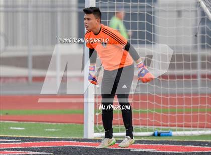 Thumbnail 3 in Maricopa vs. Red Mountain (Coyote Classic Tournament )  photogallery.