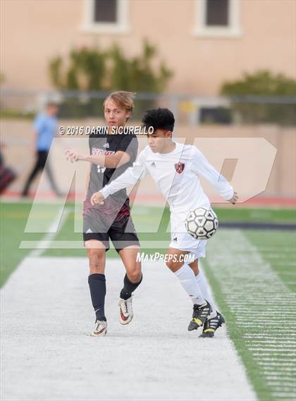 Thumbnail 1 in Maricopa vs. Red Mountain (Coyote Classic Tournament )  photogallery.