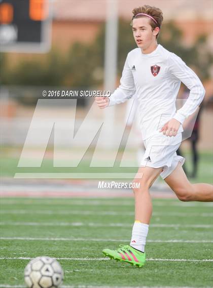 Thumbnail 3 in Maricopa vs. Red Mountain (Coyote Classic Tournament )  photogallery.
