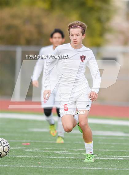 Thumbnail 1 in Maricopa vs. Red Mountain (Coyote Classic Tournament )  photogallery.