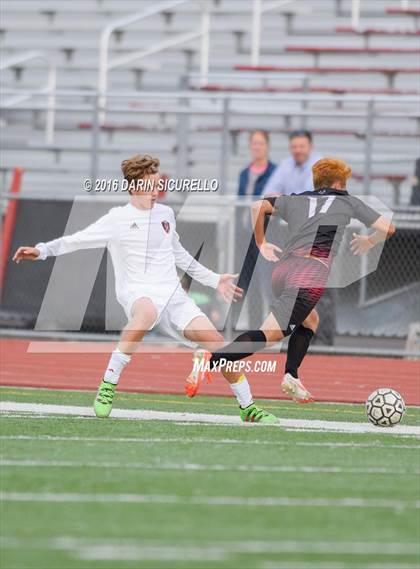 Thumbnail 1 in Maricopa vs. Red Mountain (Coyote Classic Tournament )  photogallery.