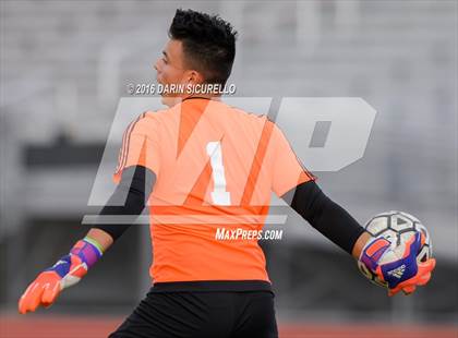 Thumbnail 2 in Maricopa vs. Red Mountain (Coyote Classic Tournament )  photogallery.
