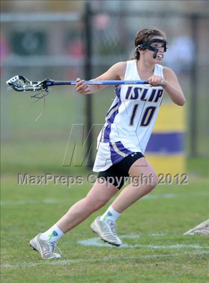 Thumbnail 2 in Bellport @ Islip photogallery.