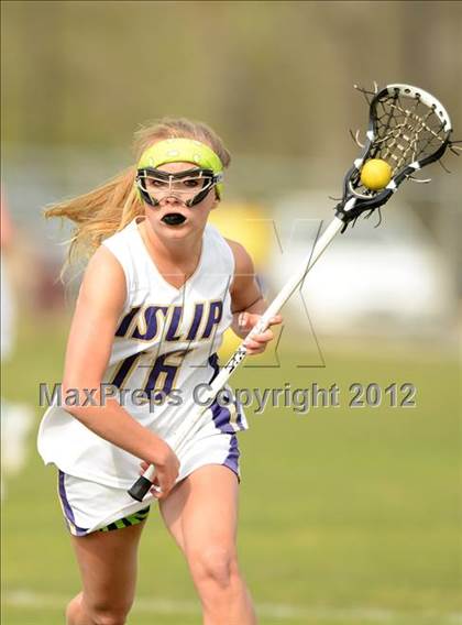 Thumbnail 2 in Bellport @ Islip photogallery.
