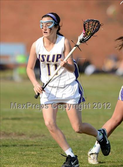 Thumbnail 1 in Bellport @ Islip photogallery.