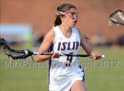 Thumbnail 2 in Bellport @ Islip photogallery.