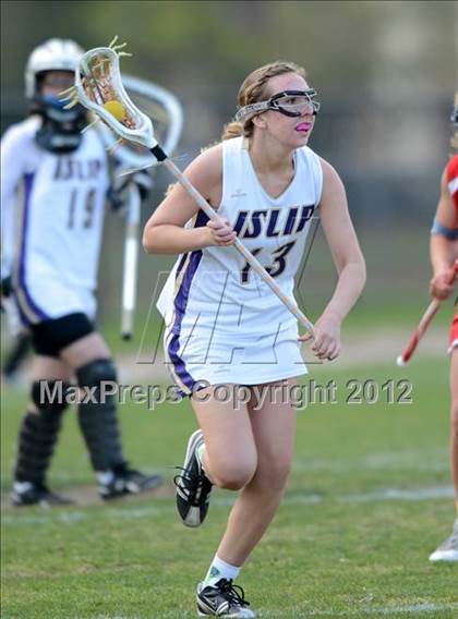 Thumbnail 1 in Bellport @ Islip photogallery.