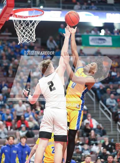 Thumbnail 3 in Middletown @ Berks Catholic (PIAA District 3 4A Final) photogallery.