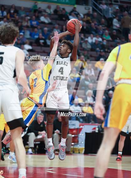Thumbnail 1 in Middletown @ Berks Catholic (PIAA District 3 4A Final) photogallery.