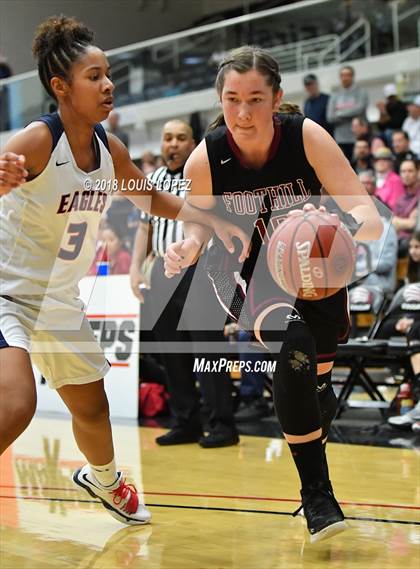 Thumbnail 3 in Brentwood School vs. Foothill Tech (CIF SS DIV 4AA Final) photogallery.