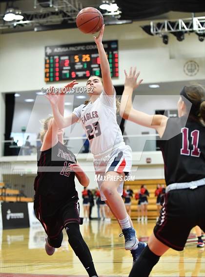 Thumbnail 3 in Brentwood School vs. Foothill Tech (CIF SS DIV 4AA Final) photogallery.