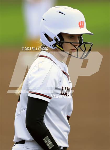 Thumbnail 3 in Farmersville vs Winnsboro photogallery.